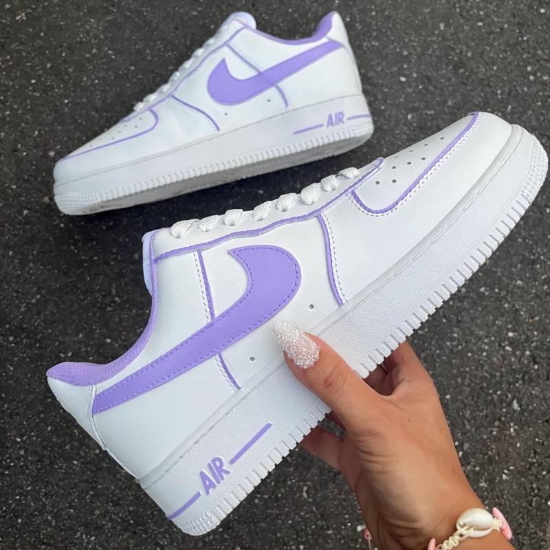 Air Force 1 Lila Design + Name Air Force 1 Lila Design + Name von GigidesignSnkrs