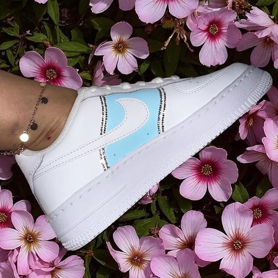 Air Force 1 One Custom „Iceprincess" Icy Blue/Baby von GigidesignSnkrs