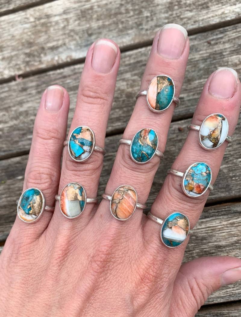 Eleganter Ovaler Spiny Oyster Kupfer Türkis Sterling Silber Ring | Mehrfarbig Dezember Geburtsstein von GildedBug