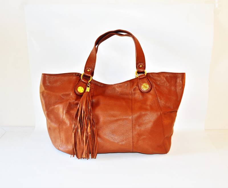 Vintage Kamel Leder Tragetasche Terrakotta Braune Rindsleder Schultertasche von GildedCageAtelier