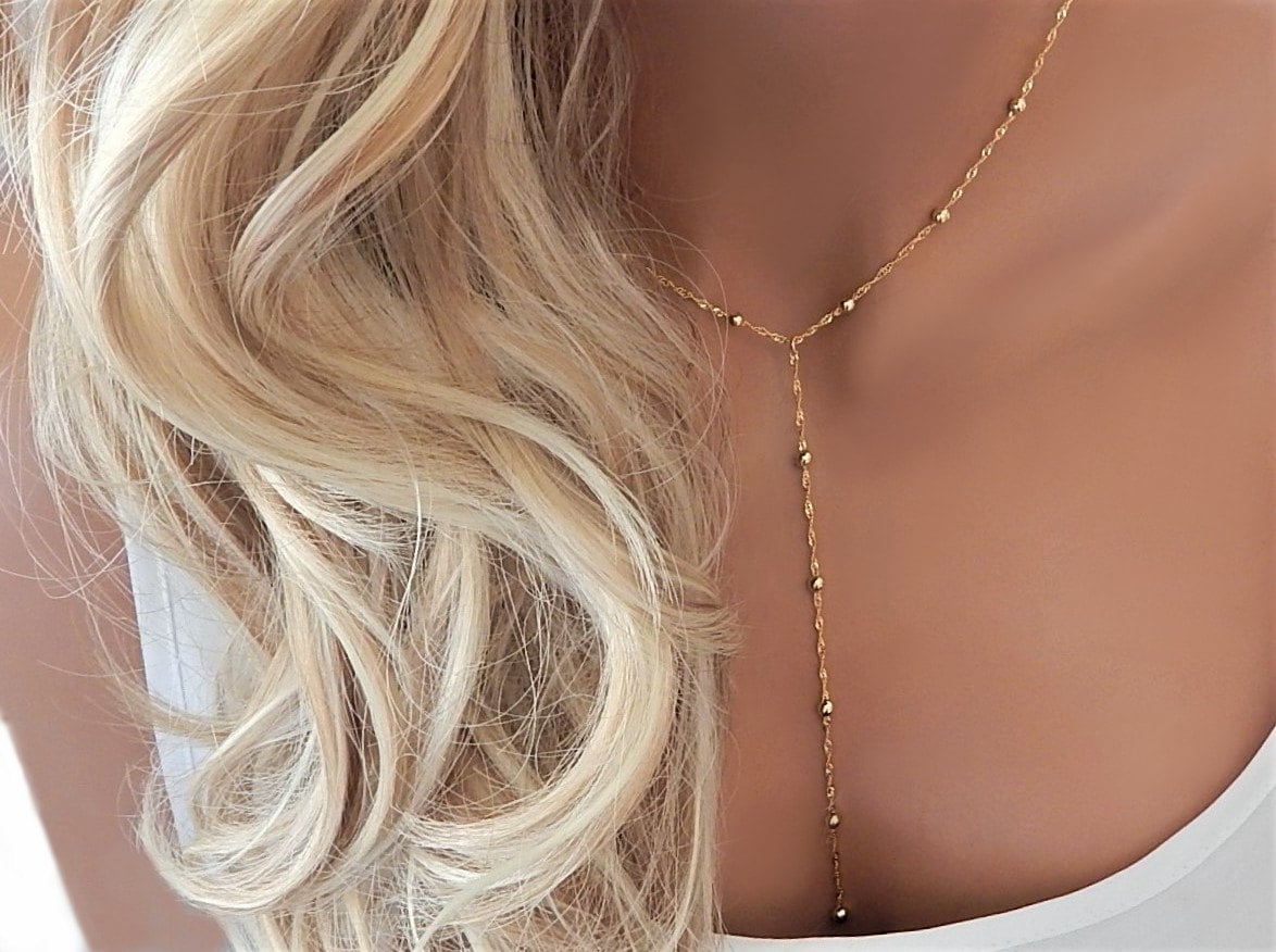 Gold Perlen Lariat Halskette, Minimal Oder Silber Lariat, Geschenk Freundin, Y Halskette [500] von GildedSapphireStudio