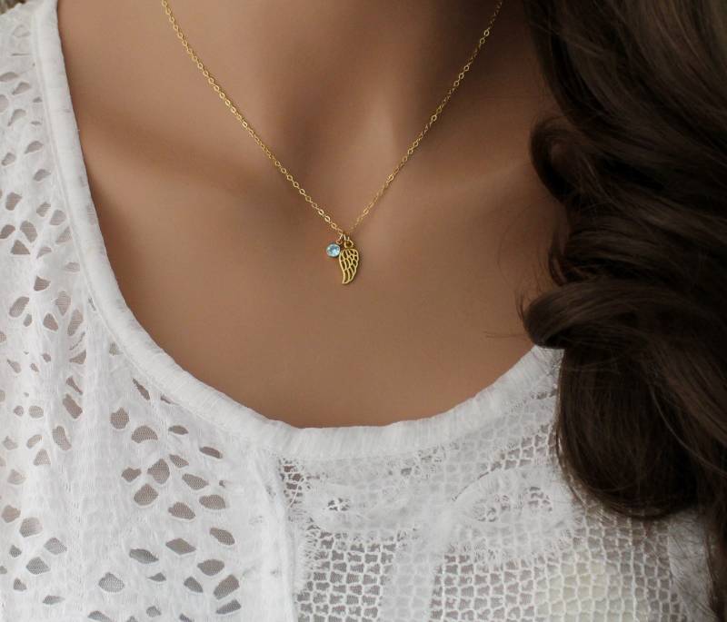 Personalisierte Engelsflügel Halskette Sterling Silber, Gold Filled von GildedSapphireStudio