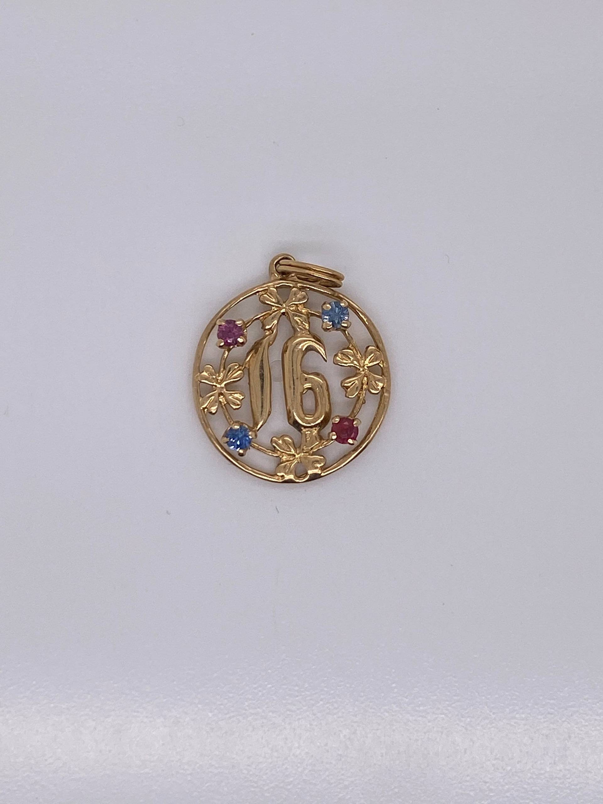 Vintage 14K Gelbgold 16 Charm von GildedTimes