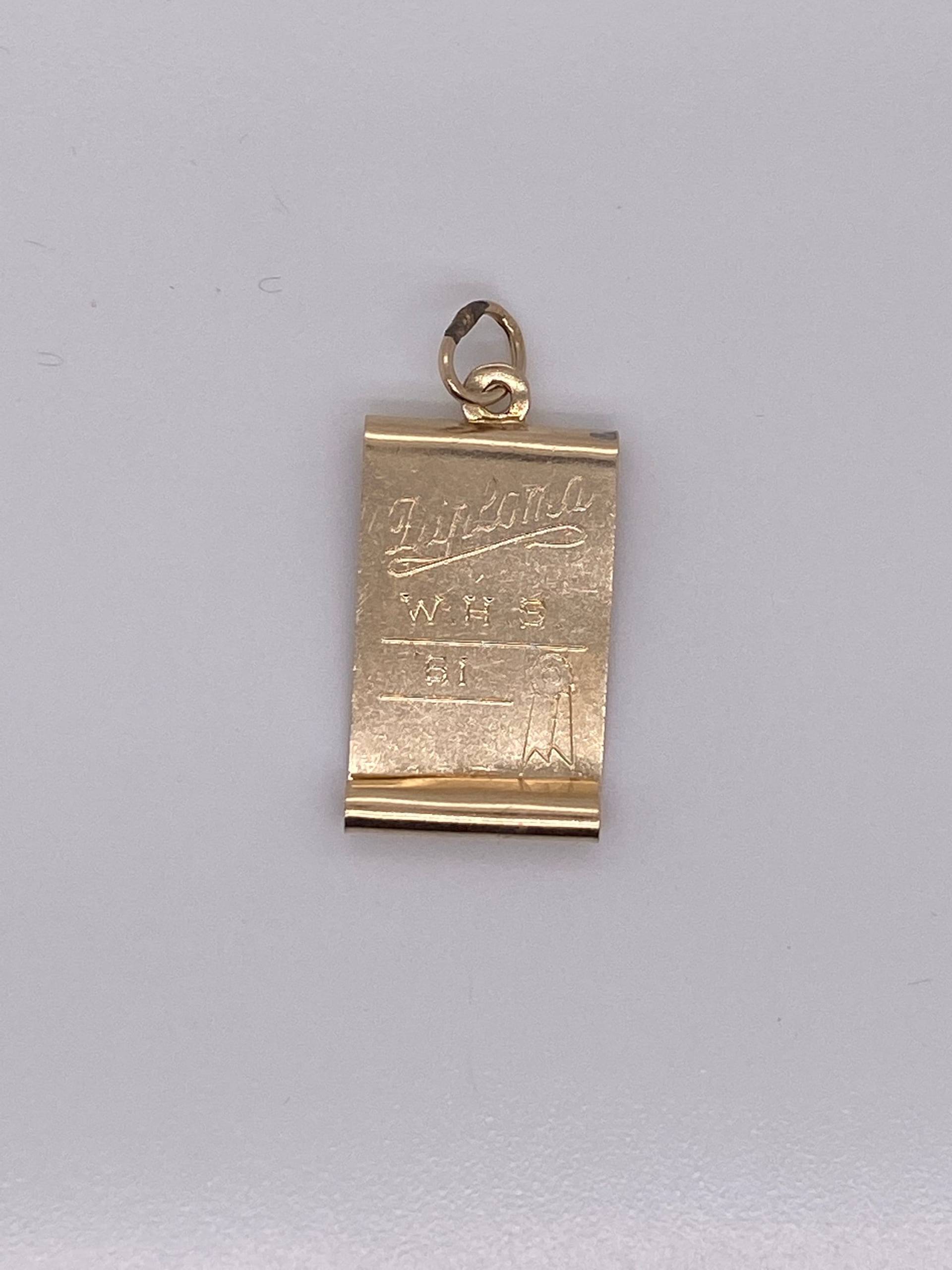 Vintage 14K Gelbgold Diplom Charm von GildedTimes