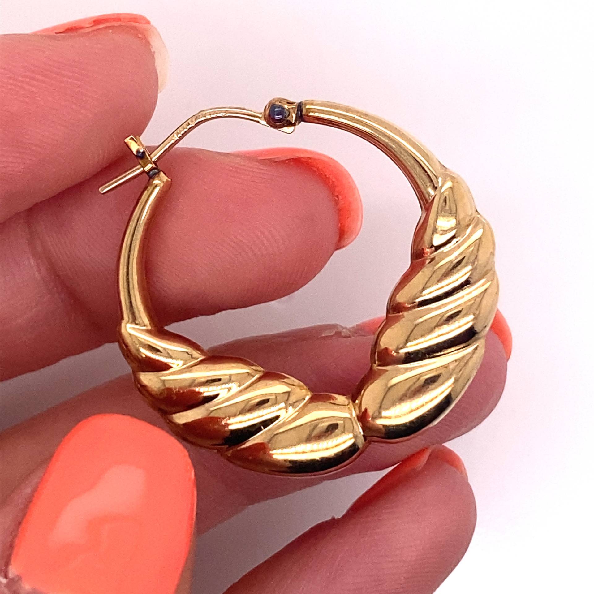 Vintage 14K Gelbgold Halbpaar Hoop Ohrringe von GildedTimes