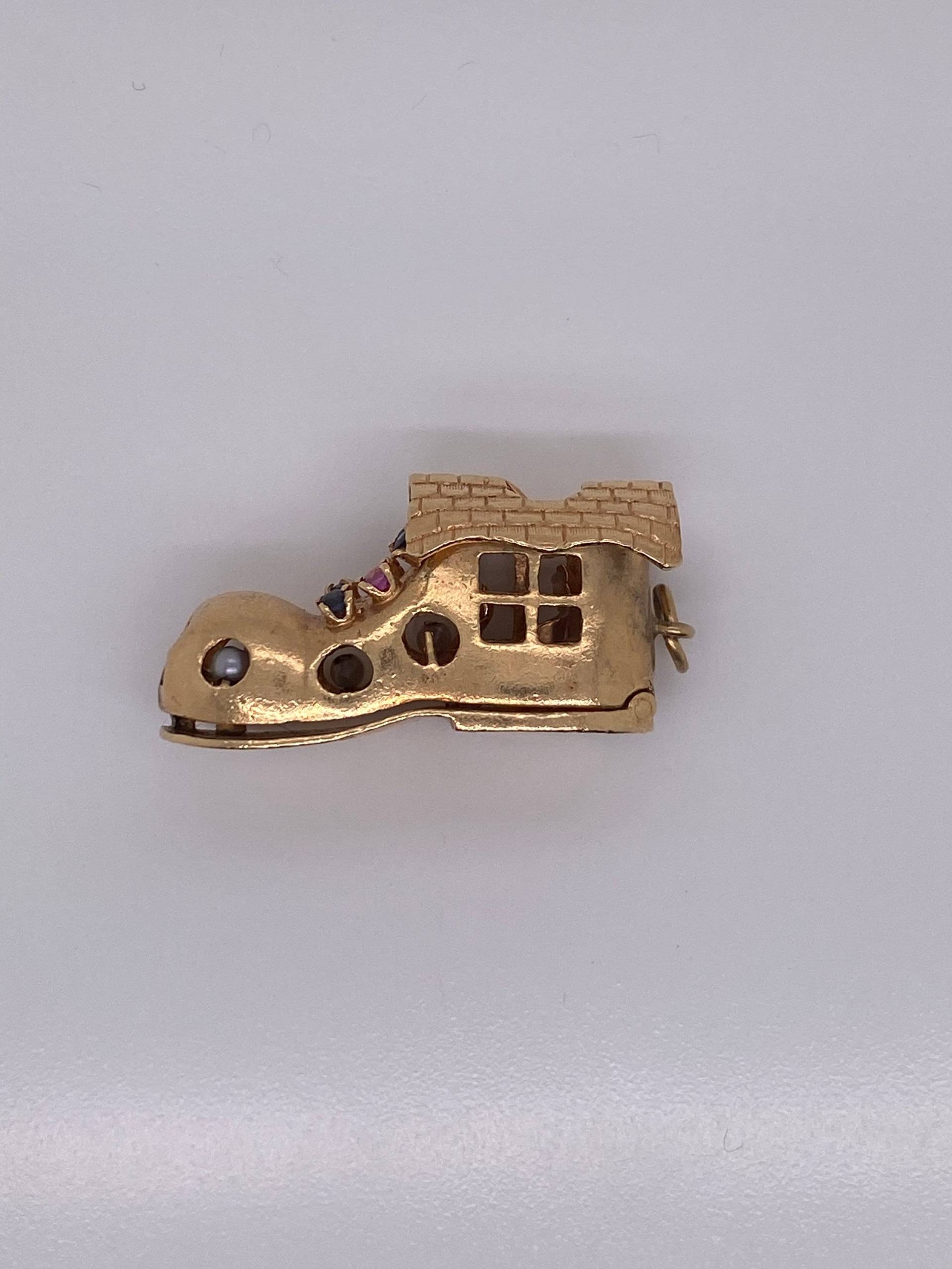 Vintage 14K Gelbgold Schuhhaus Charm von GildedTimes