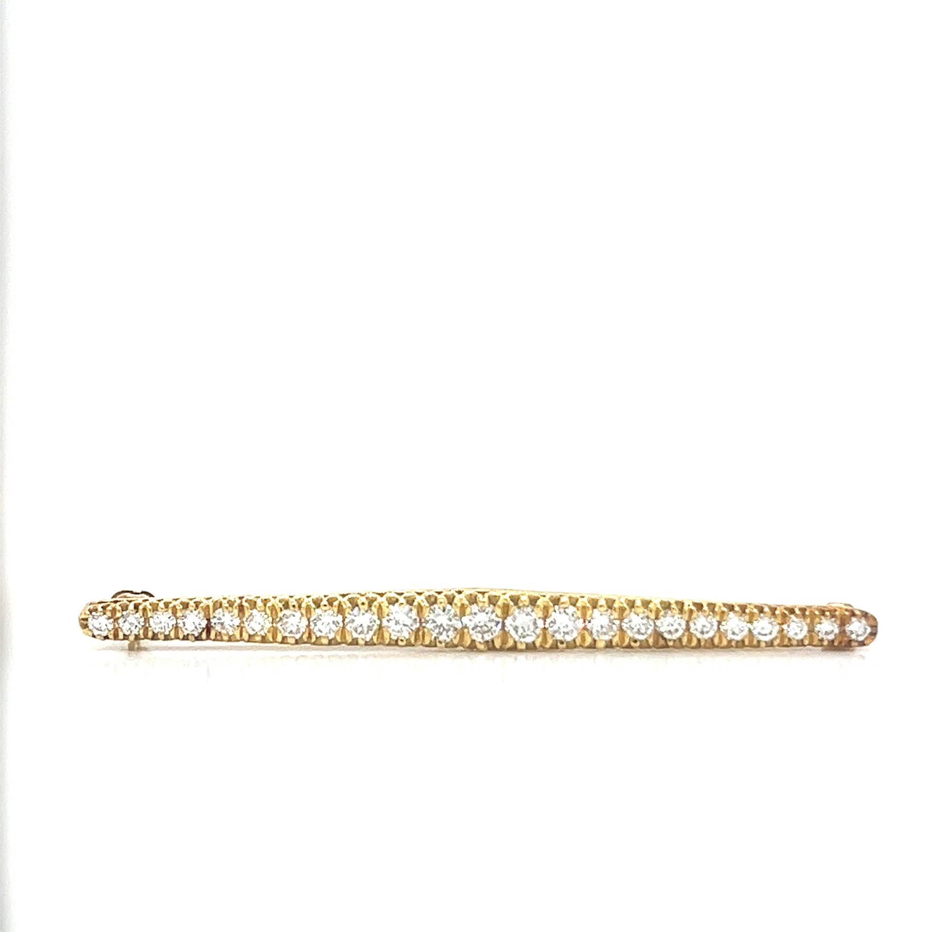 Vintage 18K Gelbgold Diamant Bar Pin von GildedTimes