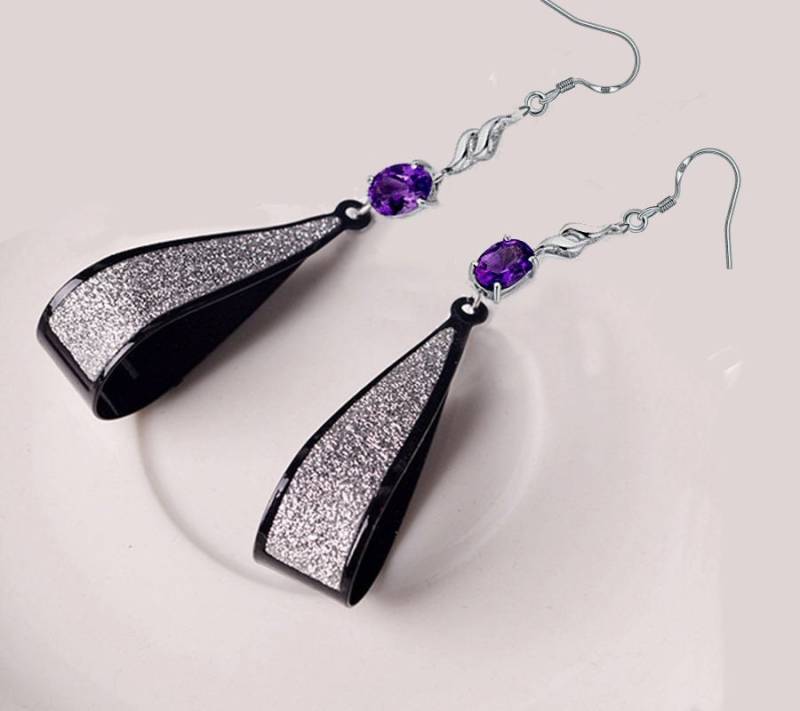 Amethyst Silber Maxi Ohrring, Ausgefallene Silberstaub Juwel, Übergroße Glücksbringer Hufeisen Juwel von GillWellsCreations