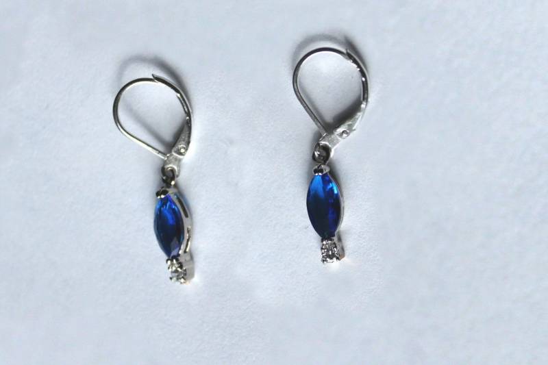 „Marquise"-Ohrringe Mit Blauem Saphir Und Topas von GillWellsCreations