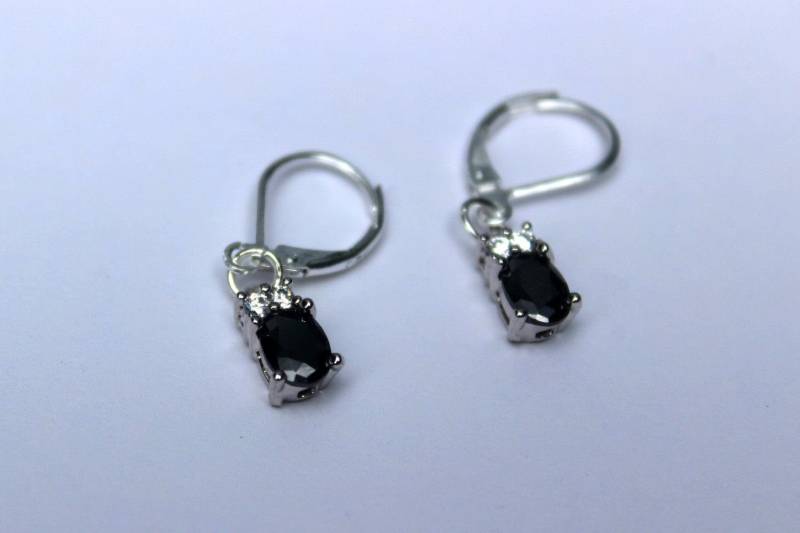 Ohrringe „Oval Schwarz Saphir Und Topas" 925 von GillWellsCreations