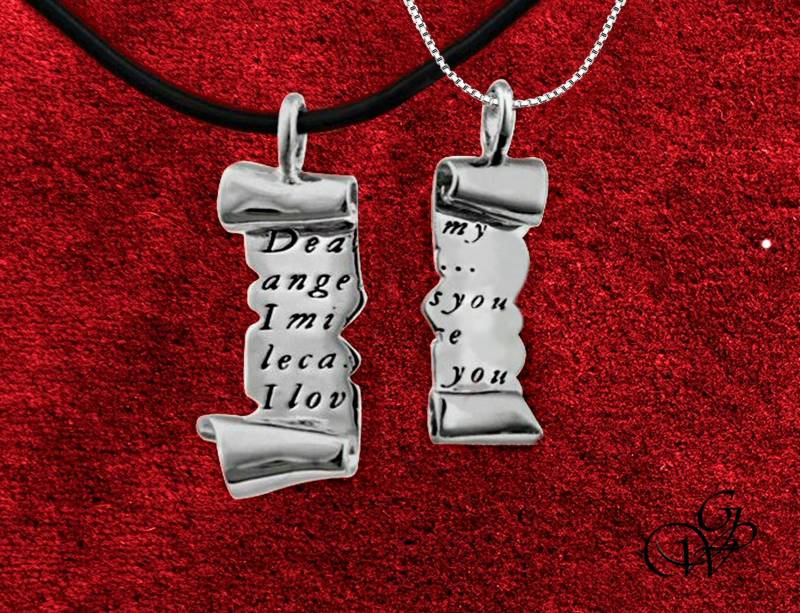Pergamentanhänger 925 Silber Für Paar, Doppelanhänger Aus 2 Liebhaber, Halsketten Vermissen Sie Geprägt, Valentinstag von GillWellsCreations