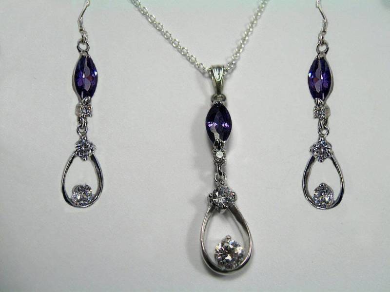 Set „Sabatha Amethyst Marquise" von GillWellsCreations