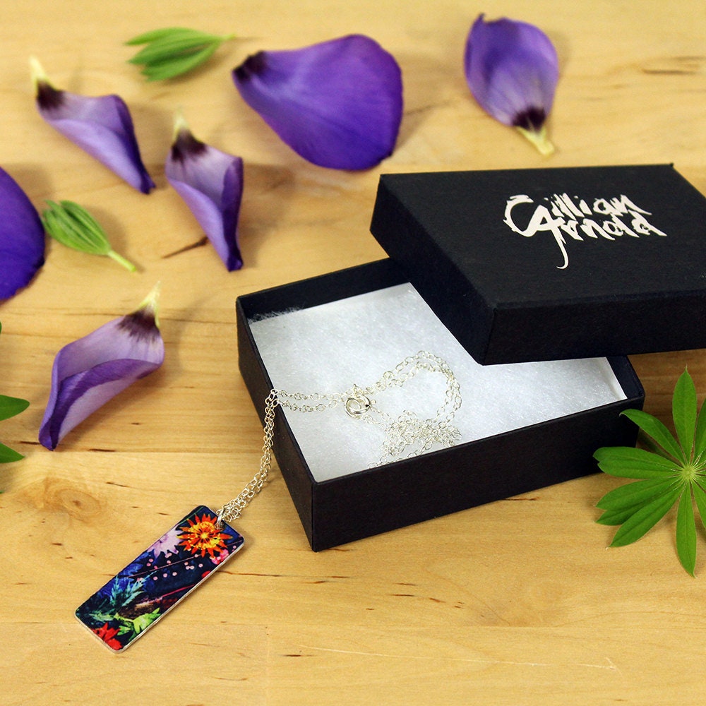 Natur Inspiriert Bar Halskette Schmuck, Damen Jubiläumsgeschenk, Indigo Tropical Natur Inspiriert Bar Halskette Schmuck, Damen Jubiläumsgeschenk, Indigo Tropical von GillianArnoldArtist