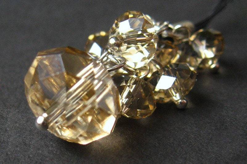 Kristall-Charme. Taupe Kristall Anhänger. Auto Charm, Handy Taschenbaumler Oder Zipper Pull. Handmade von Gilliauna