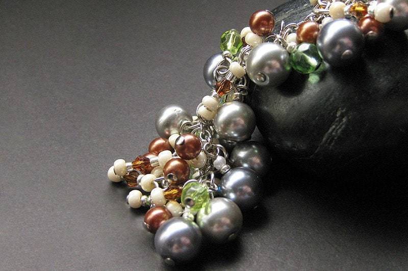 Perlen-Charm-Armband, Ohrring Set. Handmade Schmuck von Gilliauna