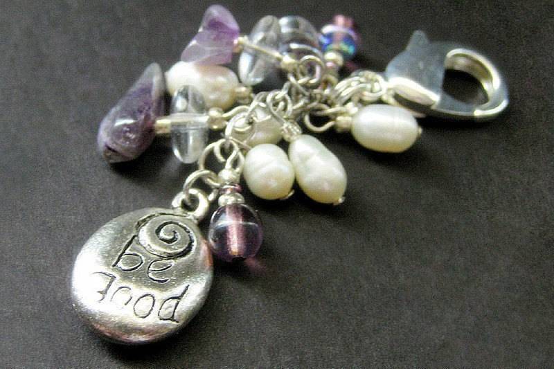 Reißverschluss, Geldbörse Charm, Schlüsselanhänger Oder Handy Charm. Sei Brav Charme. Amethyst Anhänger. Perlen Edelstein von Gilliauna