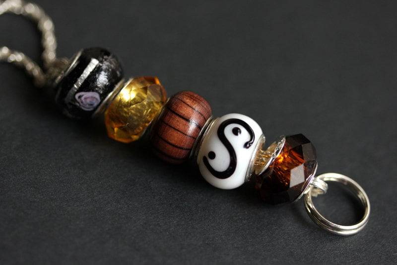 stilvolle Perlen Halskette. Holz Und Glas Ausweishalter. Arbeits-Id Schlüsselband. Elegante Büro-Halskette. Lehrer & Krankenschwester Abzeichen Kette von Gilliauna