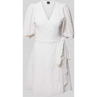 Gina Tricot Wickelkleid mit V-Ausschnitt in Weiss, Größe XL Gina Tricot Wickelkleid mit V-Ausschnitt in Weiss, Größe XL von Gina Tricot