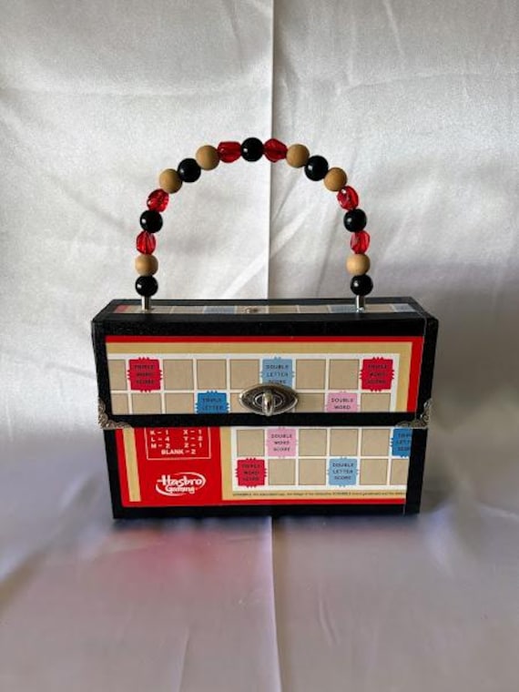 Scrabble Recycled Gameboard Handtasche Scrabble Recycled Gameboard Handtasche von GinaMarieHandbags