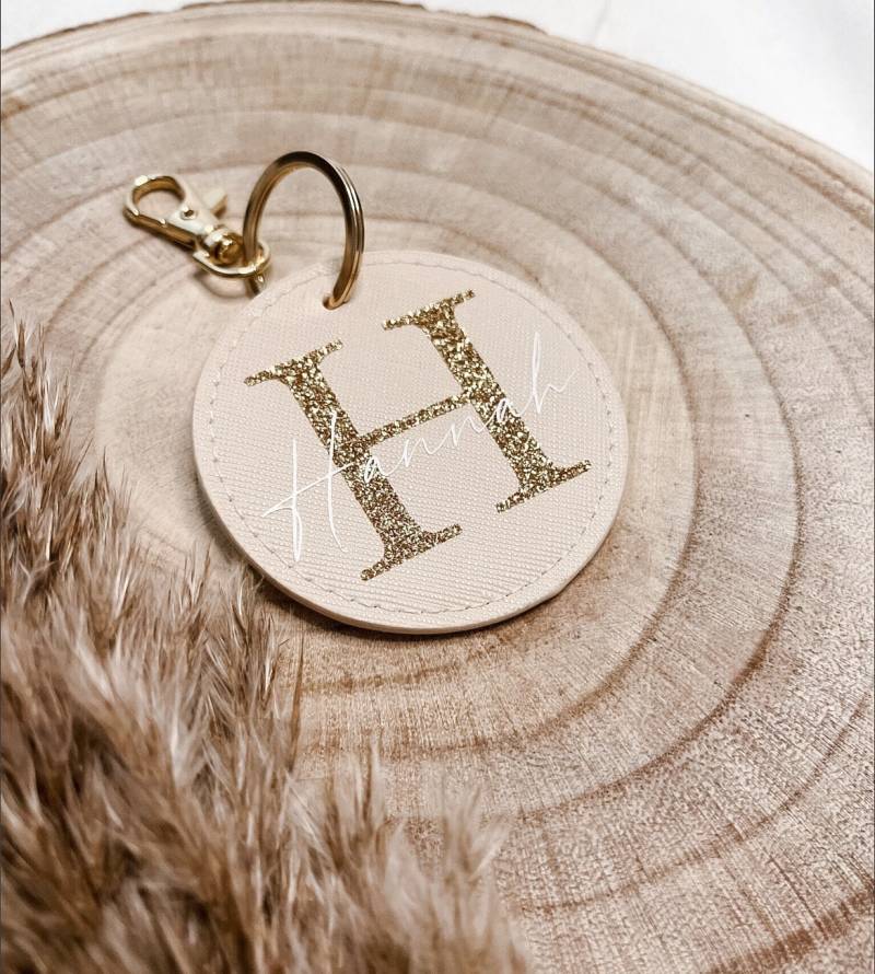 Schlüsselanhänger Aus Kunstleder Mit Namen von GinasWunderwerke