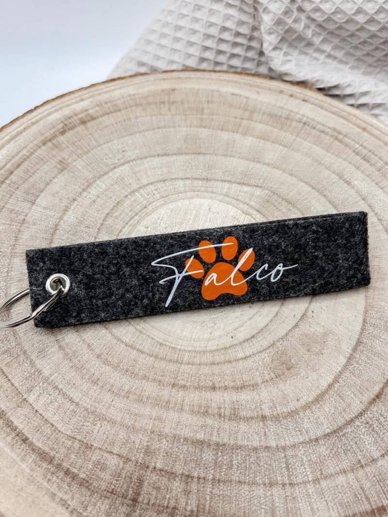 Schlüsselanhänger Personalisiert | Name Haustier Mit Pfote Aus Filz von GinasWunderwerke