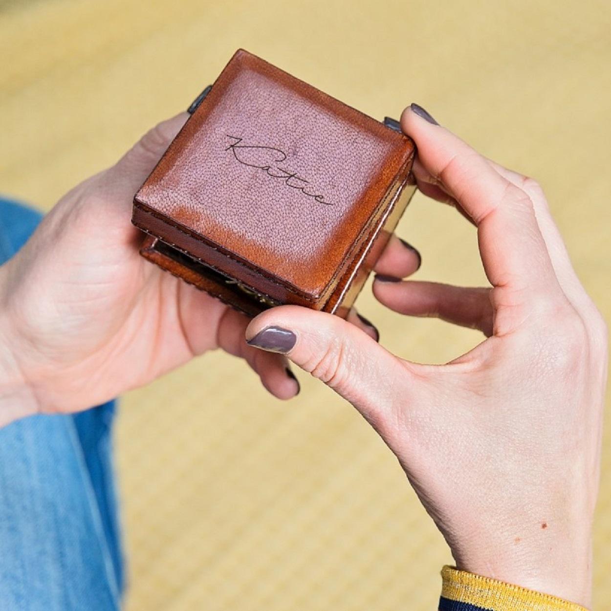 Personalisierte Ringbox Aus Leder - Schmuck Aufbewahrung 3. Jahrestag Geschenk Aufbewahrungsbox 18.geburtstag Personalisierte Ringbox Aus Leder - Schmuck Aufbewahrung 3. Jahrestag Geschenk Aufbewahrungsbox 18.geburtstag von GingerRoseGifts