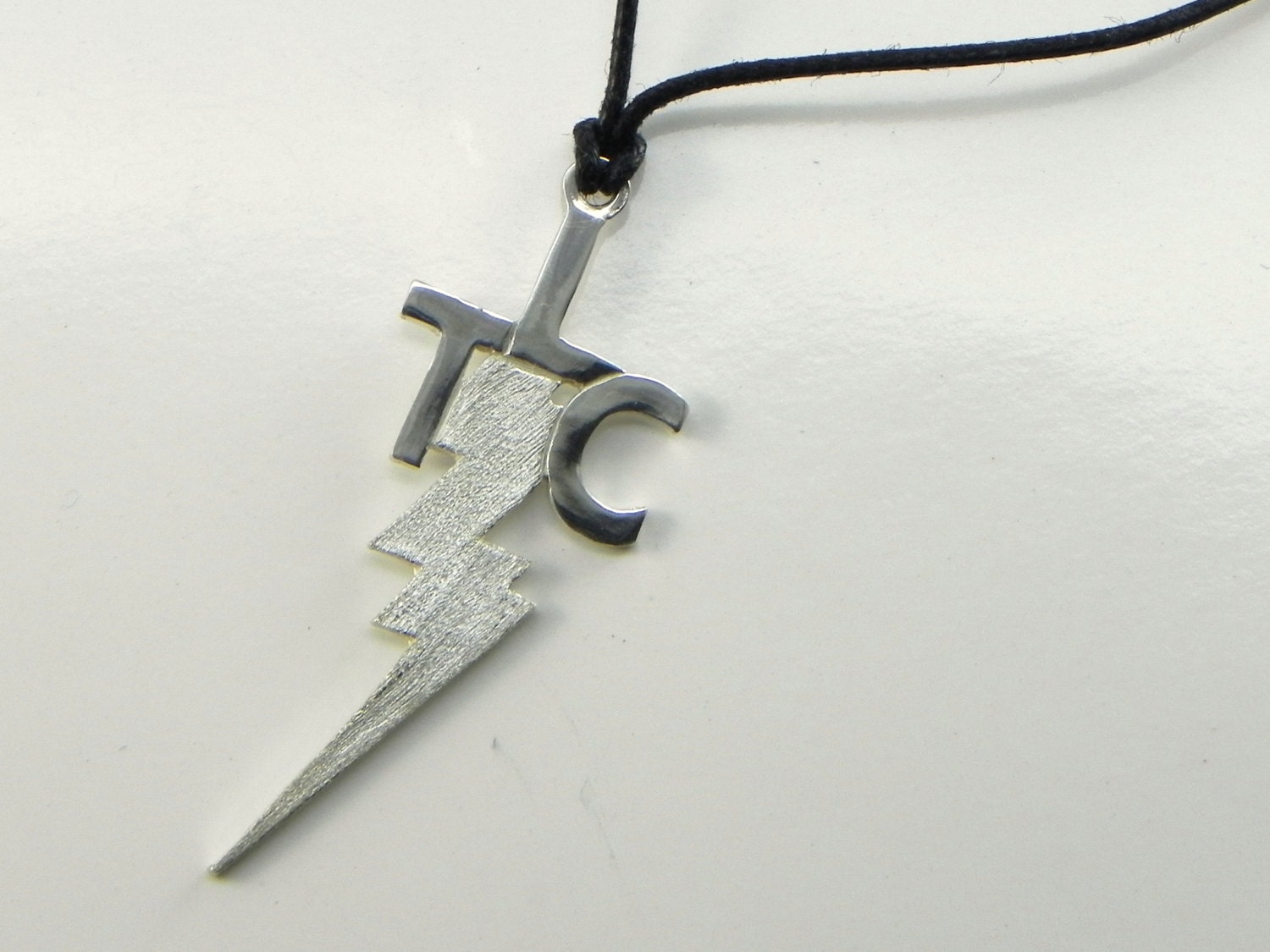 Elvis Presley Anhänger Tlc, Sterling Silber 925 Elvis Presley Anhänger Tlc, Sterling Silber 925 von GioielliOliveri