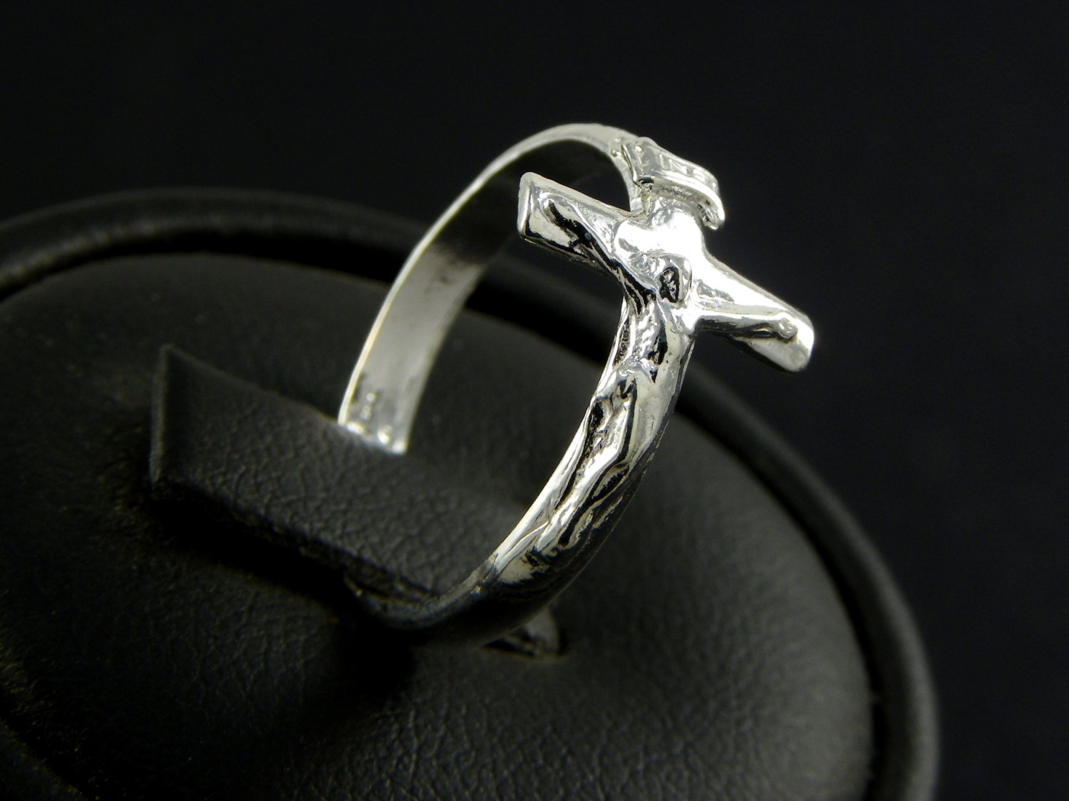 Ring Kruzifix Jesus in Sterling Silber - Made Italy Ring Kruzifix Jesus in Sterling Silber - Made Italy von GioielliOliveri