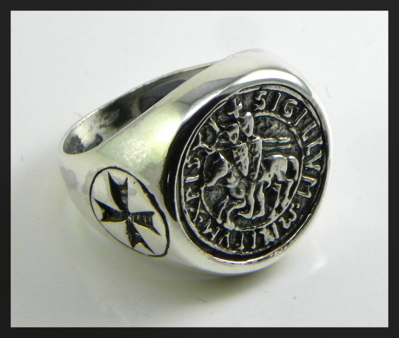 Ring Templar Siegel Aus Sterlingsilber 925, Brüniert Ring Templar Siegel Aus Sterlingsilber 925, Brüniert von GioielliOliveri