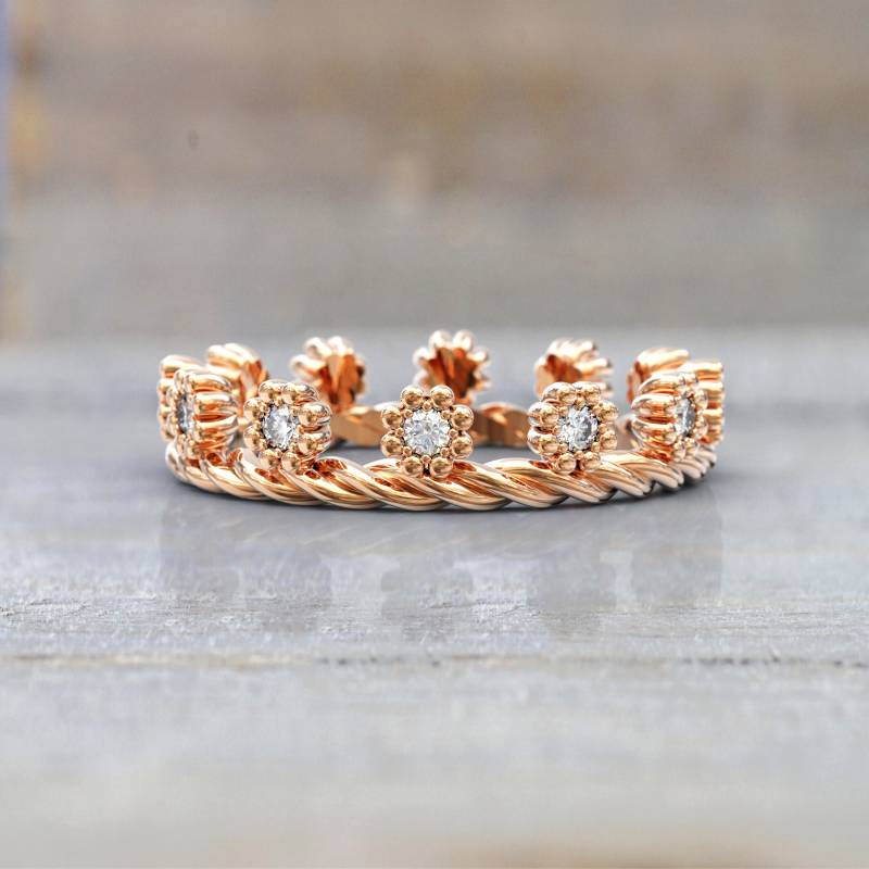 Art Deco Diamant Ehering in 14 Karat Roségold Stapelbar Dünnes Band - Jubiläums Brautschmuck Mit Natürlichen Diamanten Einzigartiges Design von GioielliRings