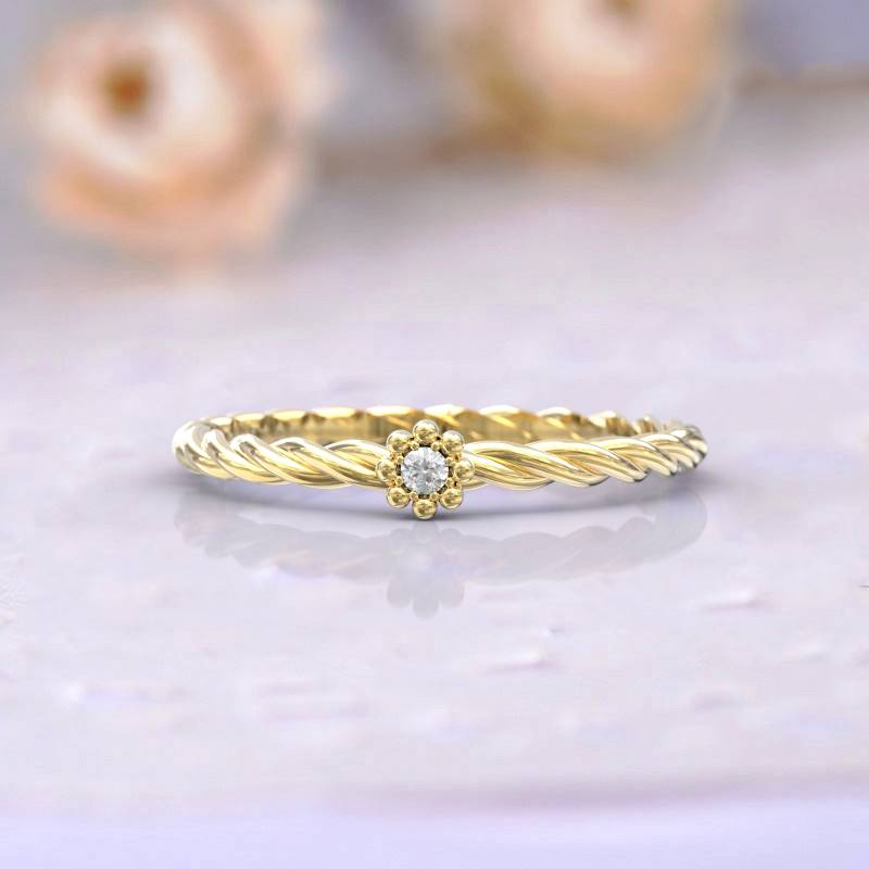 Art Deco Verlobungsring Alternative Diamant Ring Frauen Stapelbar Jubiläum Gelbgold Einzigartig Versprechen Blumenring Brautgeschenk von GioielliRings