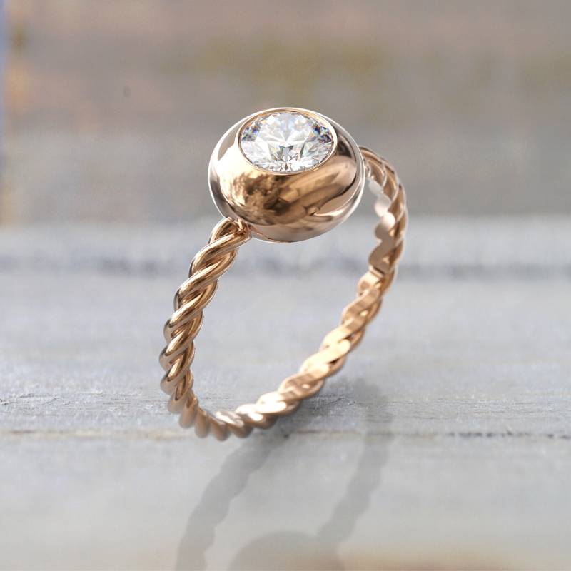 Art Deco Verlobungsring Alternative Moissanite Ring Frauen Stapelbar Jahrestag Roségold Einzigartig Versprechen Lünette Brautgeschenk von GioielliRings