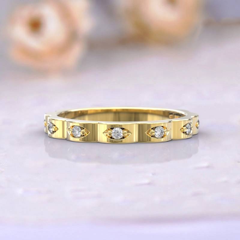 Vintage Inspirierte Diamant Eternity Ring 14K Gelbgold 2, 5 Mm Dünner von GioielliRings