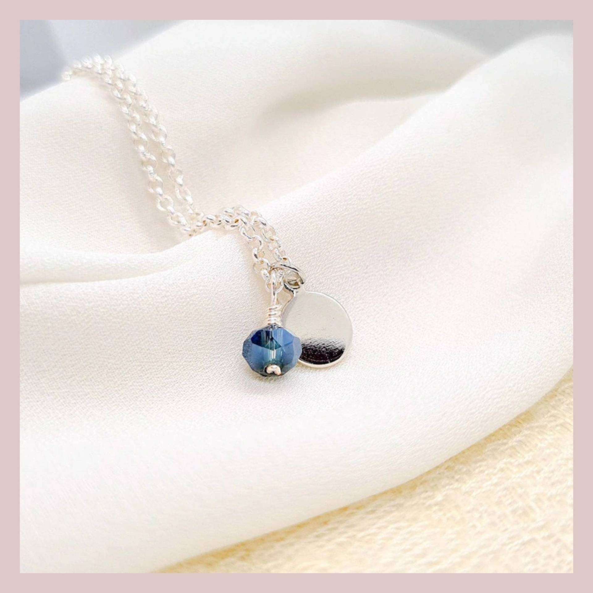 Kette Silber Mit Scheiben Anhänger Und Perle Facettierte Glasperle Verschiedene Farben Plättchen Kette Silber Mit Scheiben Anhänger Und Perle Facettierte Glasperle Verschiedene Farben Plättchen von GioielloDesign
