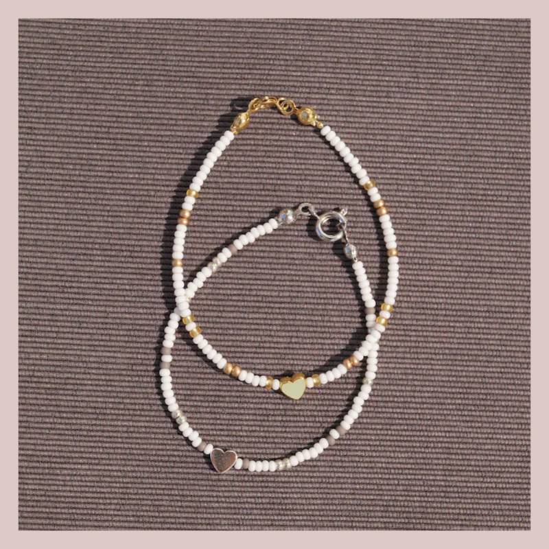 Perlenarmband Mit Herz in Gold Oder Silber Zart Und Filigran Rocailles Weiss Armband Damen Freundschaftsarmband von GioielloDesign