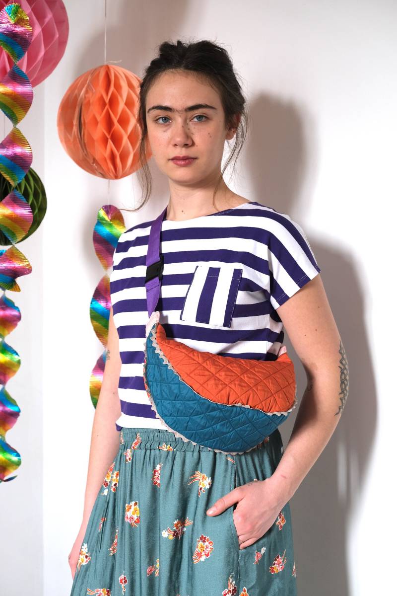 Sofort Versandfertig Handgemachte Vintage Samt Tasche Mit Klappe Und [Orange Quilted Dream] von GiraeRigira