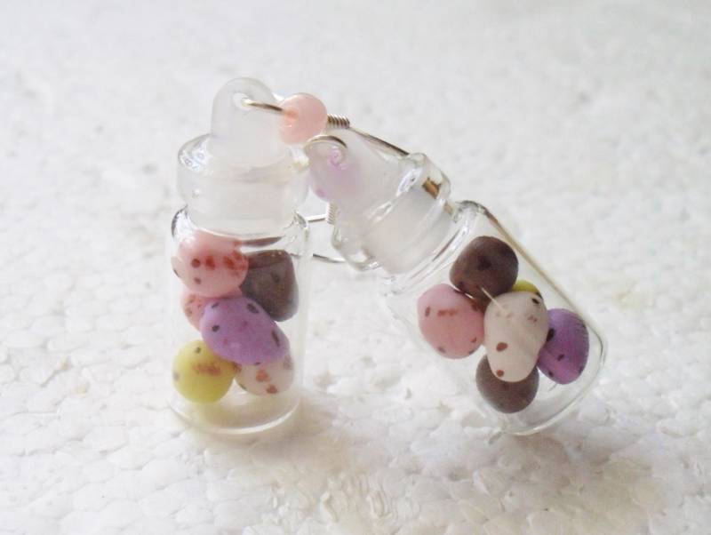 Glas Von Mini-Eier-Ohrringe. Polymer Clay von GiraffesKiss