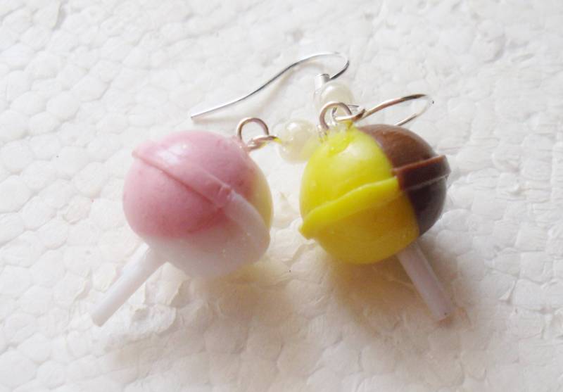 Lollipop Ohrringe. Schokolade Und Erdbeere. Fimo von GiraffesKiss
