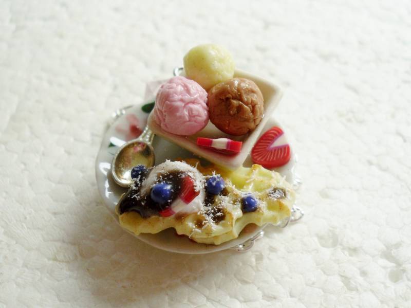 Waffeln Und Eis-Anhänger-Polymer Clay von GiraffesKiss
