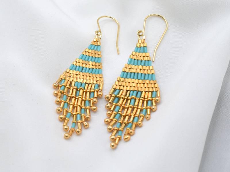 Gold Türkis Statement Ohrringe, Auffällige Fransen Hängeohrringe, Geschenk Für Sie, Boho Schmuck, Farbenfroher Ohrschmuck, Party Schmuck von GirassolBeads