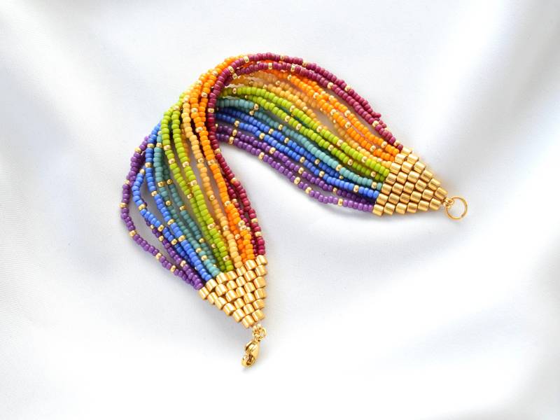 Buntes Armband Regenbogen, Miyuki Perlen Armband, Handgemachter Schmuck, Geschenk Für Sie, Farbenfrohes Damen Statement Schmuck von GirassolBeads