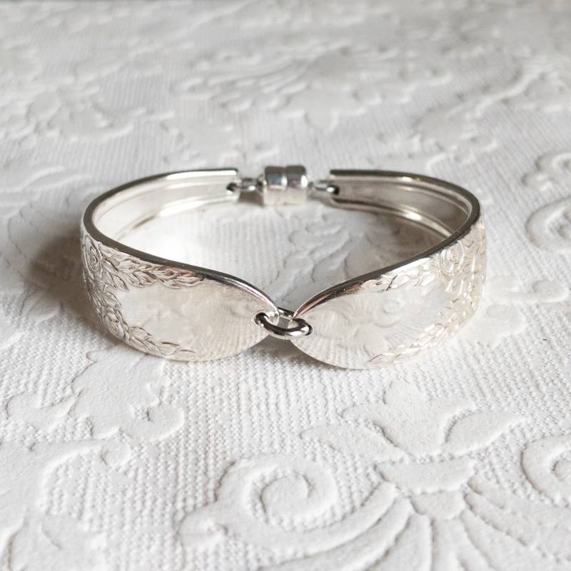 Rosen Und Blatt Henkel Armband von GirlRanAway