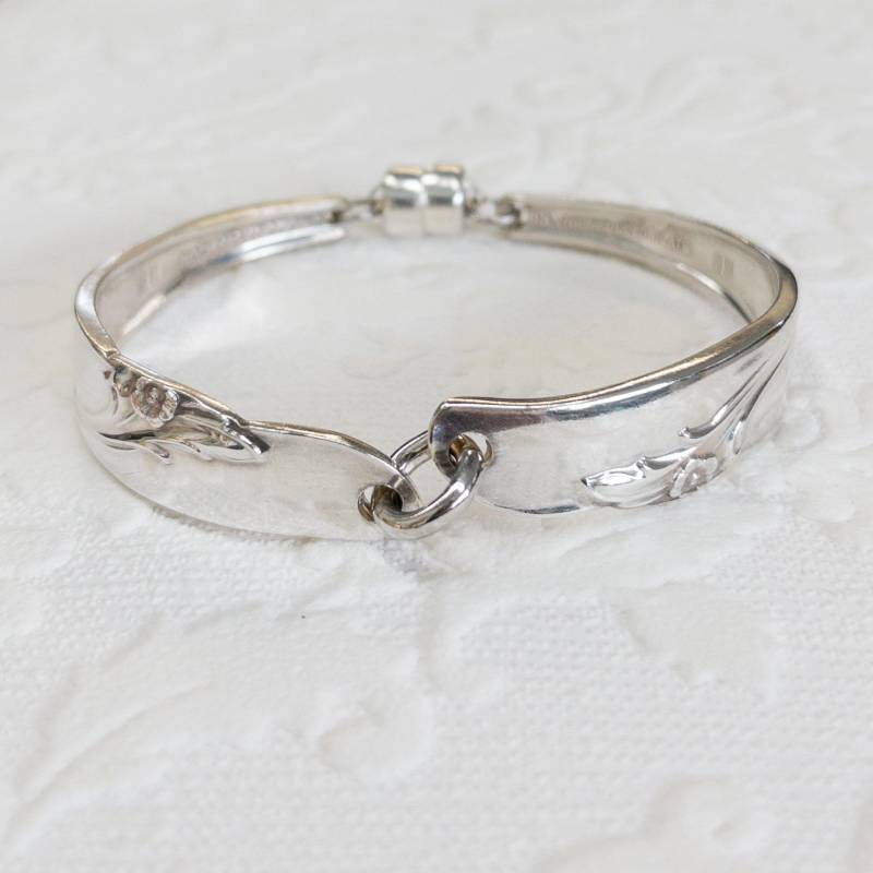 Verjüngtes Florales Löffelgriff Armband von GirlRanAway