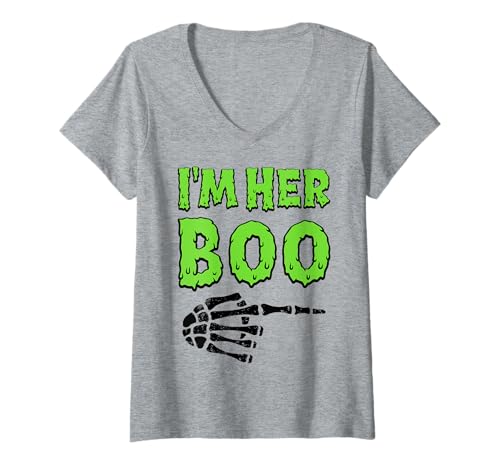 Damen I'm Her Boo I'm His Ghoul Funny Halloween Matching Couples T-Shirt mit V-Ausschnitt Damen I'm Her Boo I'm His Ghoul Funny Halloween Matching Couples T-Shirt mit V-Ausschnitt von Girlfriend Boyfriend Halloween Costumes Women Men