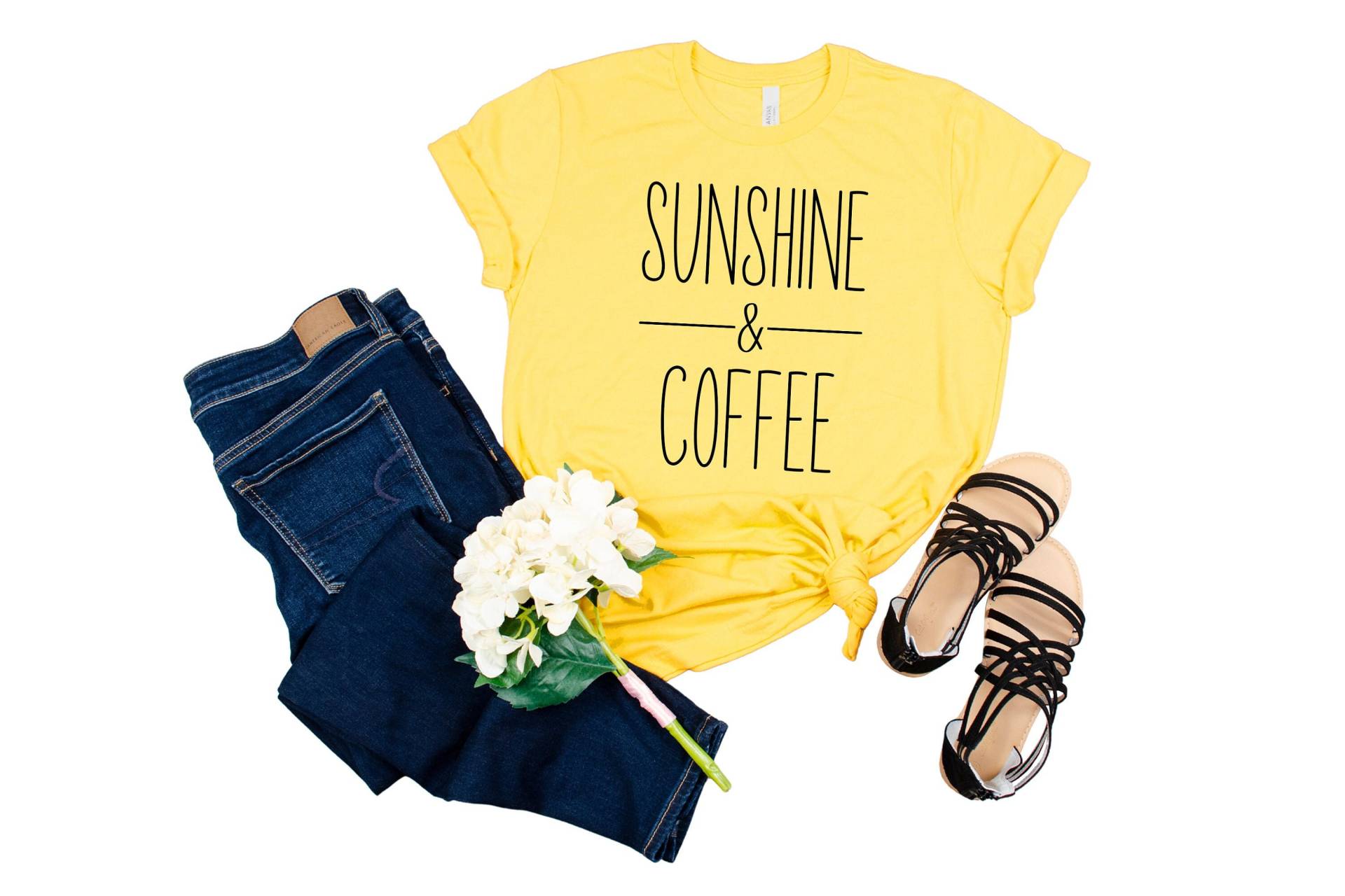 Sonnenschein Und Kaffee T-Shirt, Shirt Für Frauen, Shirt, Positives Inspirierender Kaffeeliebhaber, Sommer von GirliesGalore