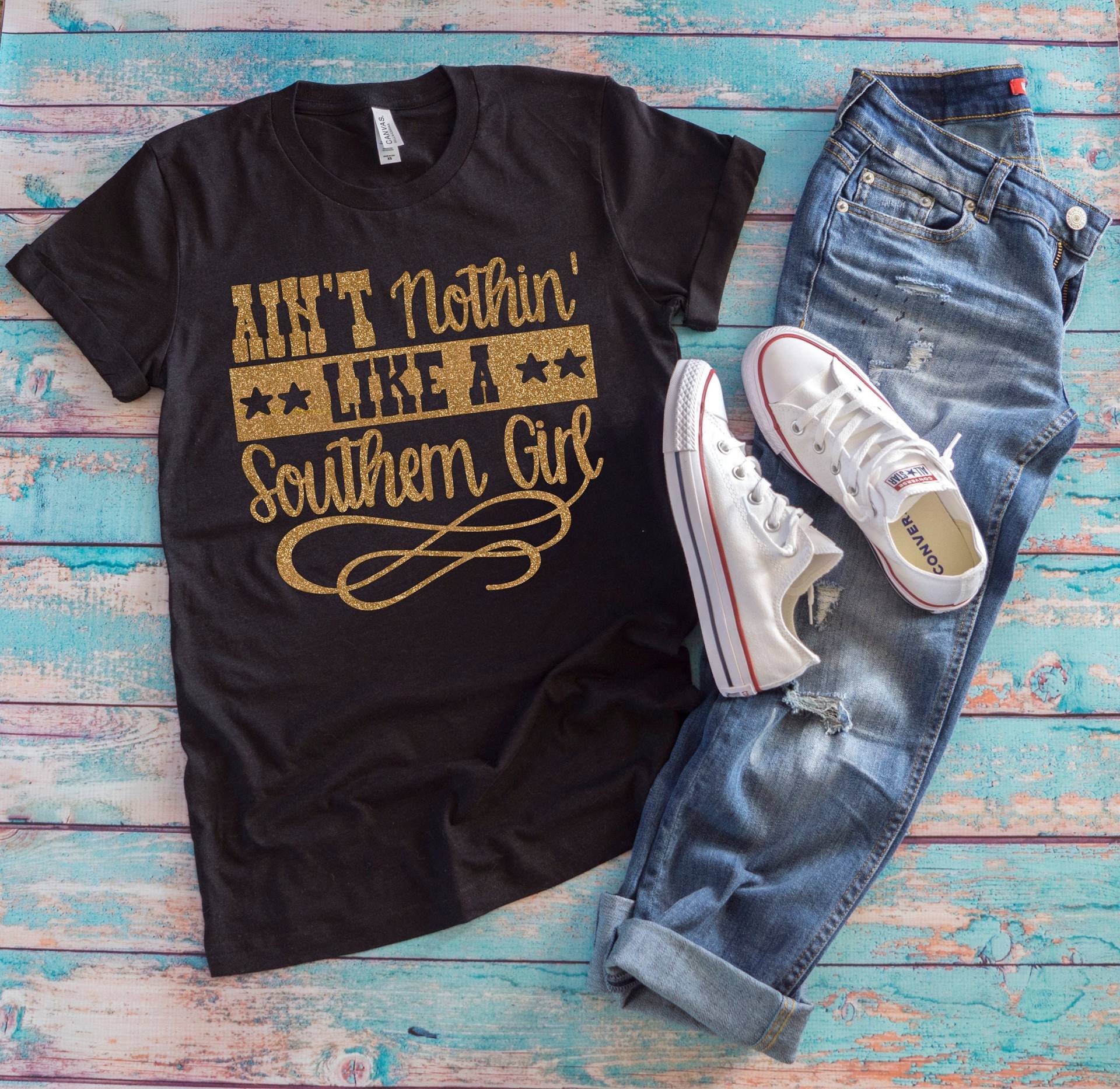 Südstaaten Mädchen Shirt, Country Aint Nothin Like A Südlichen Mädchen, Konzert, Damen Frauen T-Shirt, Teen Girl Shirt von GirliesGalore