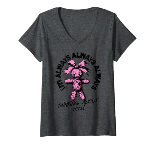 Damen Pink Voodoo-Puppe Halloween Shirt I'm Always Thinking of You! T-Shirt mit V-Ausschnitt von Girls Funny Halloween Shirts by Southerngal