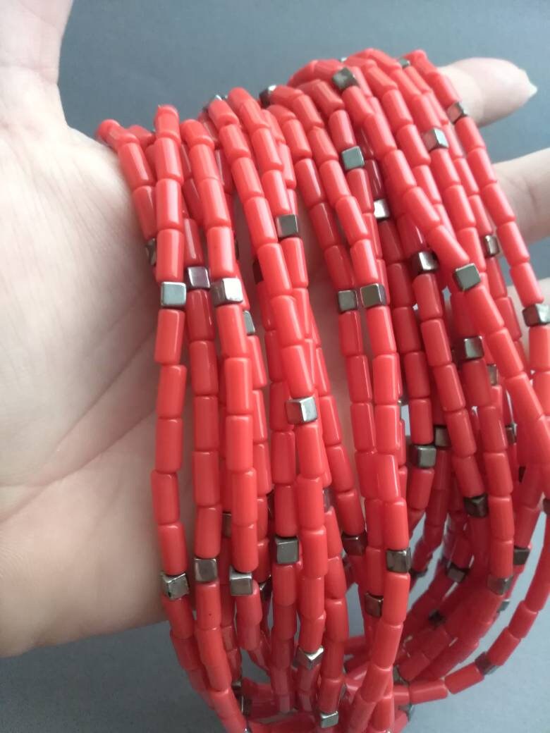 12 Strang Rote Harz Perlen Kette, 80Er, 80Er Roter Schmuck, Jahre Griechenland 12 Strang Rote Harz Perlen Kette, 80Er, 80Er Roter Schmuck, Jahre Griechenland von GirlyStuffByDeJaVu