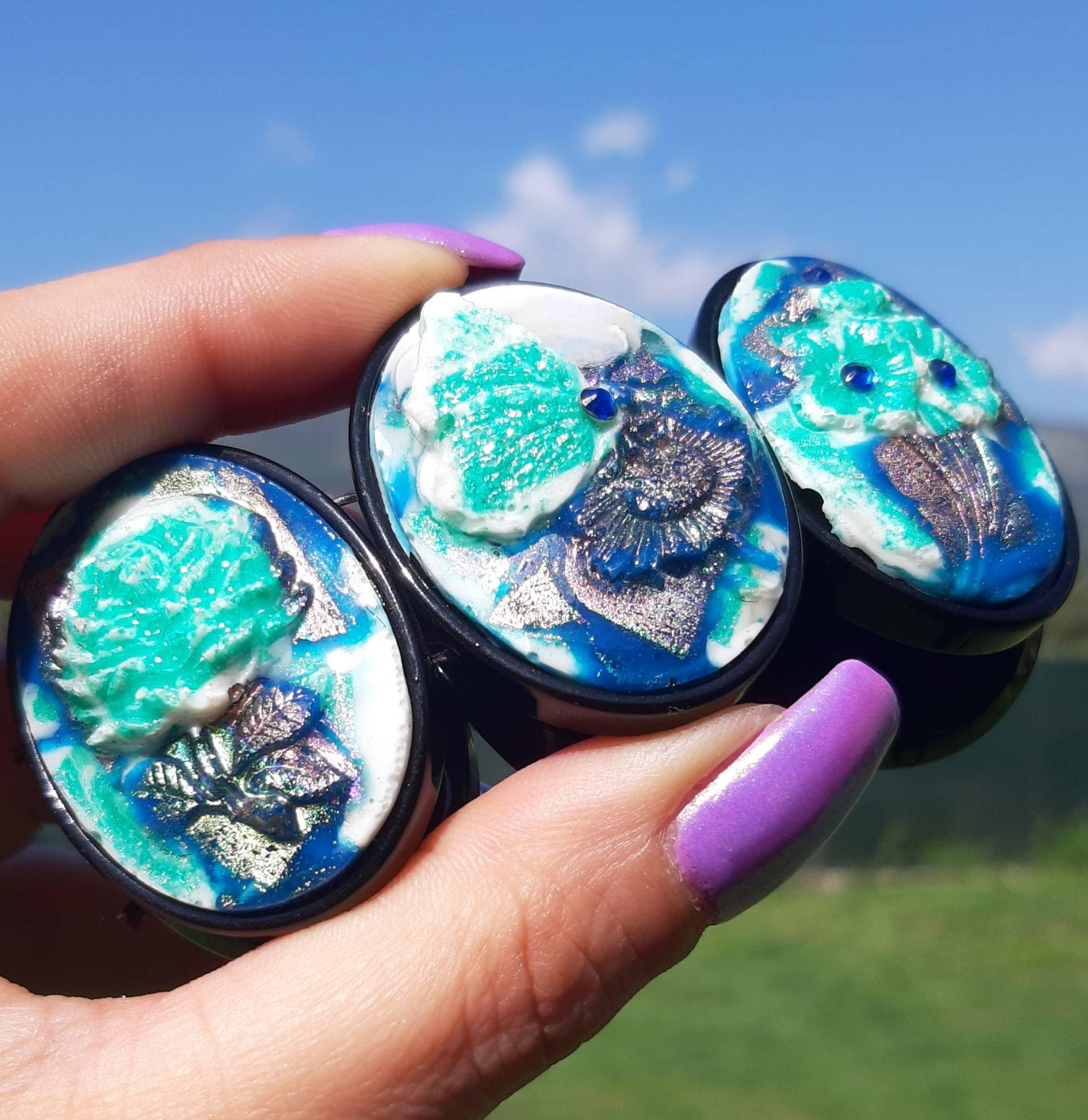 3D Cameo Stretch Armband, Handgemachte Cameos, 30 X 40 Mm, Blumen Schmetterling Unikat, Made in Griechenland von GirlyStuffByDeJaVu