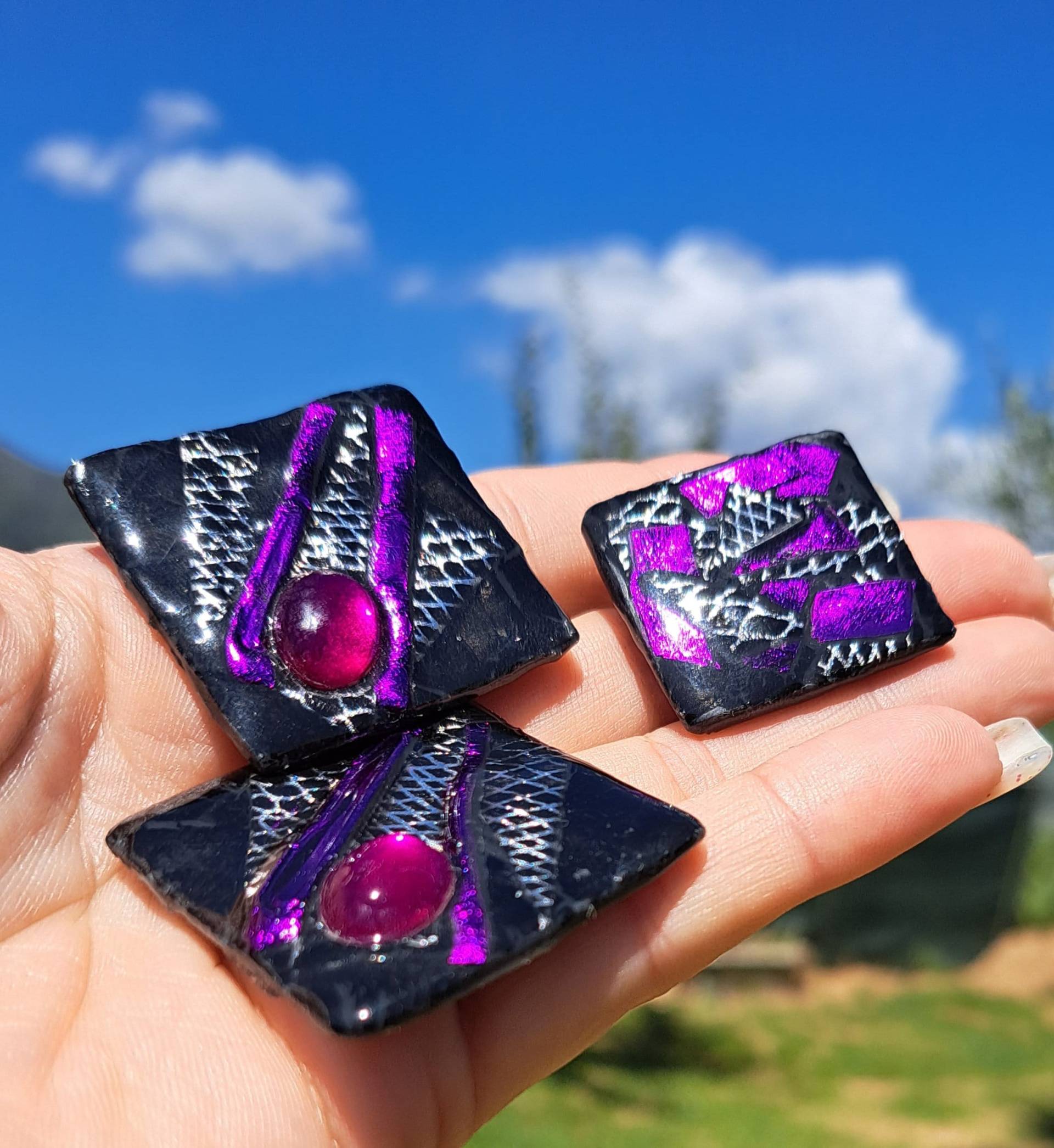 80's Style Ohrringe Und Ring Set, Schlangenhaut Schwarz Lila Silber, Metallfarben, Verstellbare Ringbasis, Handgemachter Ooak, Made in Griechenland von GirlyStuffByDeJaVu